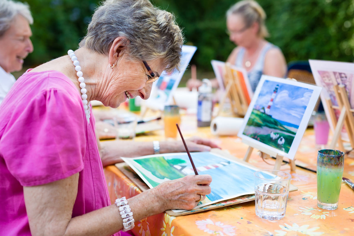 Victoria Senior Woman Painting